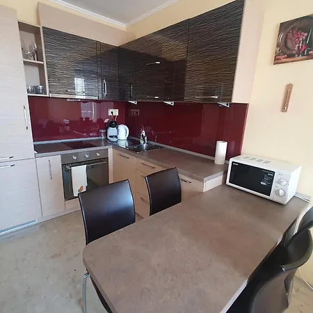 Sea Kristal Beach,nessebar Apartment
